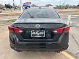 Used 2024 Nissan Altima 2.5 SR image 3