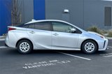 Used 2022 Toyota Prius LE image 3