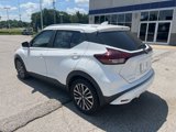 Used 2021 Nissan Kicks SV image 3
