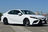 Used 2021 Toyota Camry SE image 2