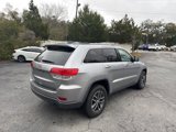 Used 2017 Jeep Grand Cherokee Limited w/ Luxury Group II image 3
