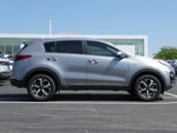 Used 2021 Kia Sportage LX image 2