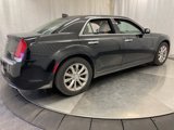 Used 2018 Chrysler 300 Limited image 6