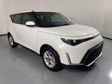 New 2025 Kia Soul LX image 2
