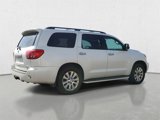 Used 2010 Toyota Sequoia Platinum image 3