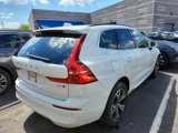 Used 2022 Volvo XC60 B5 Momentum w/ Protection Package image 2
