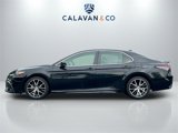 Used 2023 Toyota Camry SE image 4