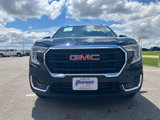 Used 2022 GMC Terrain SLE w/ Driver Convenience Package image 2