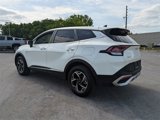 Used 2023 Kia Sportage LX image 5