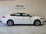 Used 2018 Ford Fusion S image 2