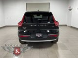 Used 2020 Volvo XC40 T5 Momentum w/ Protection Package Premier image 5