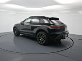 Certified 2025 Porsche Macan image 3