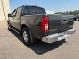 Used 2010 Nissan Frontier SE image 3