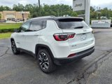 Certified 2022 Jeep Compass Limited image 3