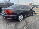 Used 2017 Volkswagen Passat 1.8T SE image 4