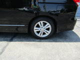Used 2015 Nissan Quest Platinum image 3