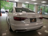 Used 2022 Audi A4 2.0T Premium Plus image 3