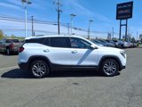 Certified 2022 GMC Terrain SLT w/ Infotainment Package II image 2
