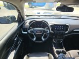 Used 2023 GMC Terrain SLT image 3