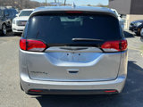 Used 2019 Chrysler Pacifica Touring Plus w/ S Appearance Package image 4