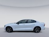 Used 2025 Volvo S60 B5 Core image 2