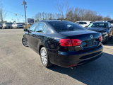 Used 2011 Volkswagen Jetta SE image 4