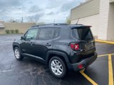 Used 2016 Jeep Renegade Latitude w/ Popular Equipment Group image 3