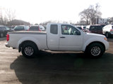Used 2014 Nissan Frontier SV w/ SV Value Truck Package image 4