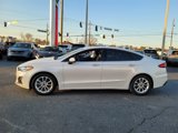 Used 2020 Ford Fusion SE image 2