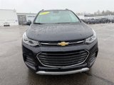 Used 2022 Chevrolet Trax LT w/ LT Convenience Package image 2