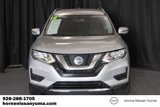 Used 2018 Nissan Rogue SV image 2