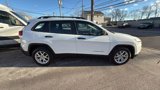 Used 2015 Jeep Cherokee Sport w/ Sport Appearance Group image 4