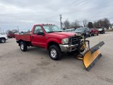 Used 2004 Ford F250 4x4 Regular Cab Super Duty image 4
