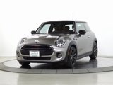 Used 2021 MINI Cooper 2-Door Hardtop image 3