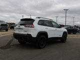 Used 2021 Jeep Cherokee Trailhawk image 3