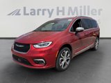 New 2025 Chrysler Pacifica Pinnacle image 4