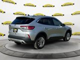 Used 2020 Ford Escape SE image 6