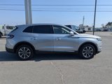 Used 2023 Lincoln Nautilus Reserve image 3