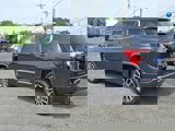Used 2021 GMC Acadia Denali image 4