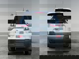 Used 2020 Jeep Cherokee Latitude Plus image 4