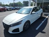 Used 2023 Nissan Altima 2.5 SV image 2