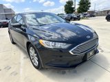 Used 2017 Ford Fusion SE w/ Fusion SE Technology Package image 5