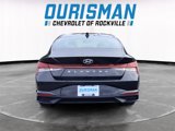 Used 2021 Hyundai Elantra SE image 5