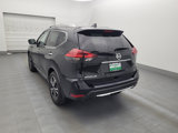 Used 2017 Nissan Rogue SL image 5