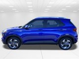 New 2025 Hyundai Venue SEL image 4