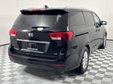 Used 2017 Kia Sedona LX w/ LX Essentials Premium Package image 5