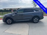 Used 2021 Kia Sorento S image 2