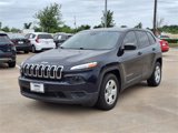 Used 2015 Jeep Cherokee Sport image 2