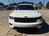 Used 2019 Jeep Grand Cherokee Laredo image 2