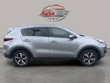 Used 2022 Kia Sportage LX image 2